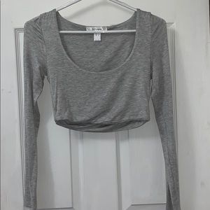 Very comfy grey sleeve!